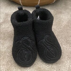 Victoria’s Secret Sherpa Womens Slipper with embroidered logo